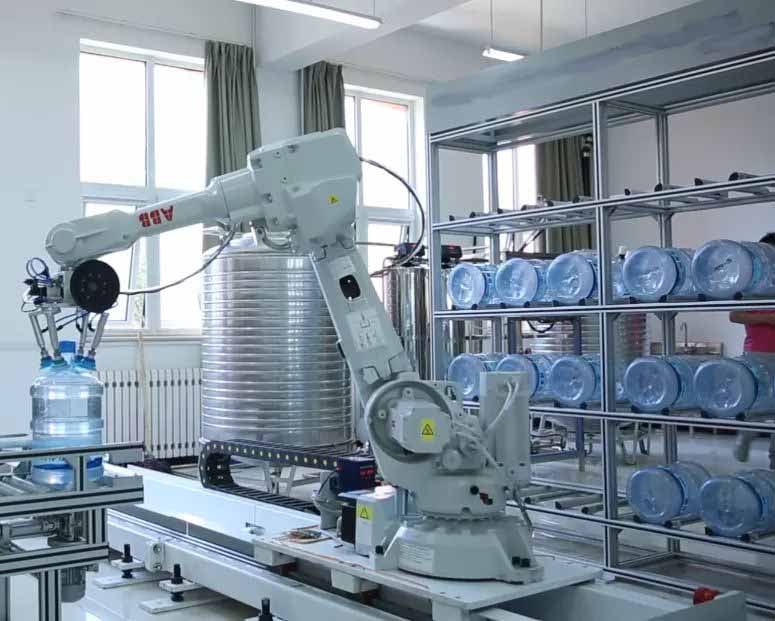 Industrial-robots-21