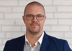Magnus Hjelmgren